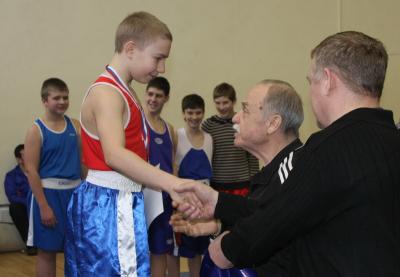 Вручены первые награды первенства Рязанской области по боксу
